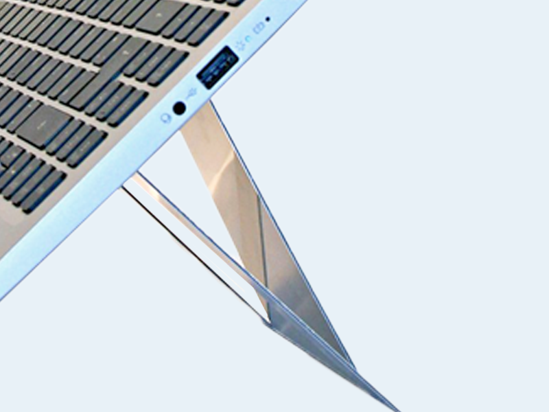 shot of a Standivarius UNO laptop stand with a laptop attached above it